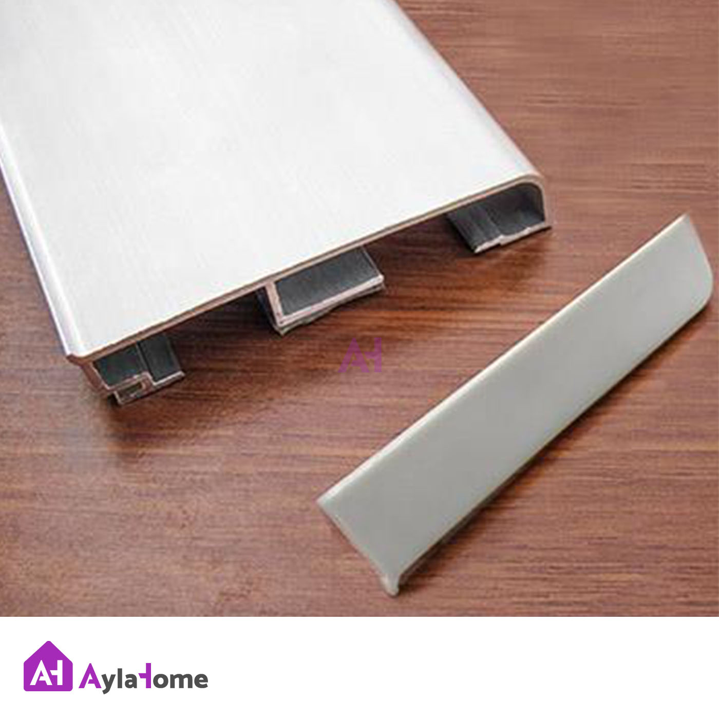 قرنیز آلومینیومی 8 سانتی بدون شیار LED کد A42 نقره ای (شاخه 3 متری)